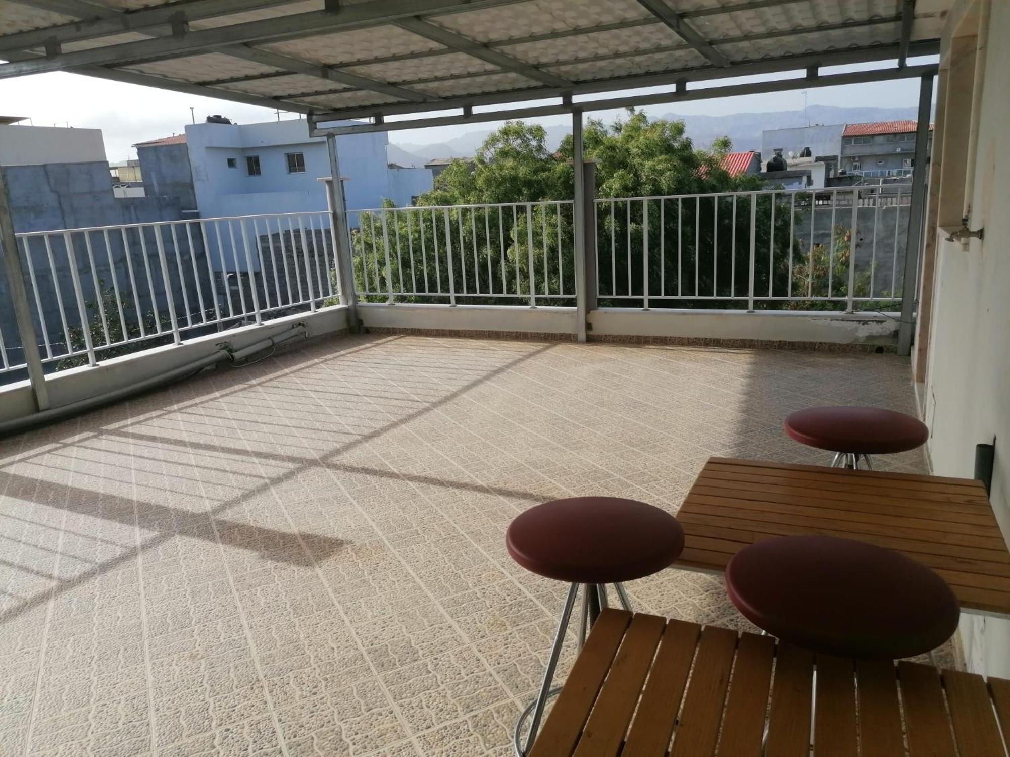 Casa Cabral : Big Apartment Next To The Beach Tarrafal  Extérieur photo